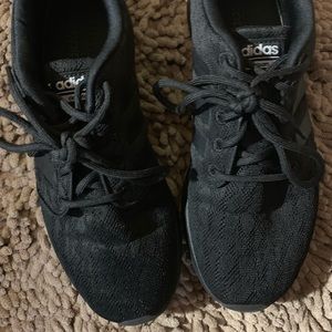 ADIDAS memory foam lace printed tennis shoes